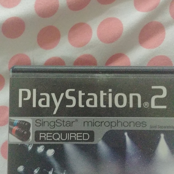 Queen singstar for PlayStation 2. - Picture 3 of 3